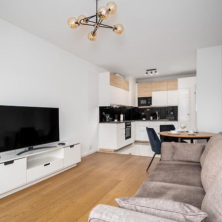 D&K Apart 1 Sierpnia 32A Apartment Варшава Екстериор снимка